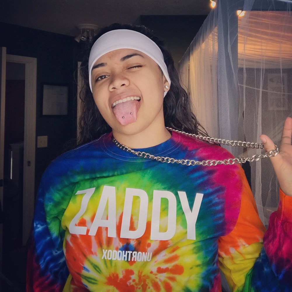 Meet your Posher, Alecya